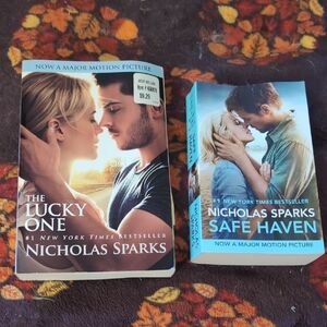 Nicholas Sparks Book Set - The Lucky One & Safe Haven